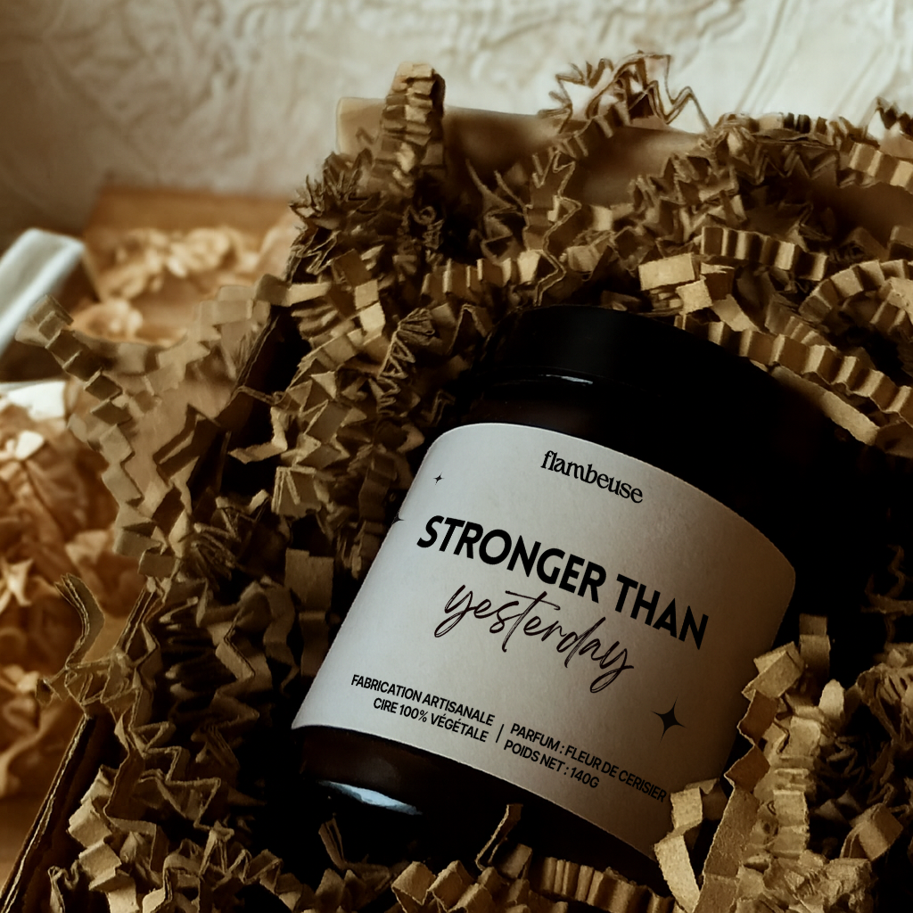 Bougie "Stronger than yesterday"